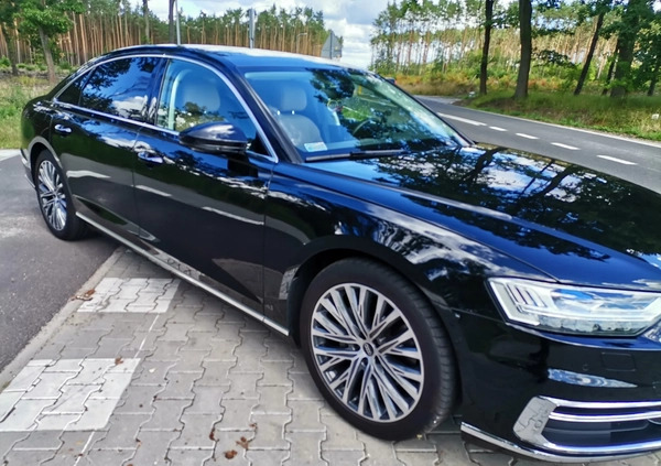 Audi A8 cena 380000 przebieg: 36800, rok produkcji 2021 z Wolsztyn małe 254